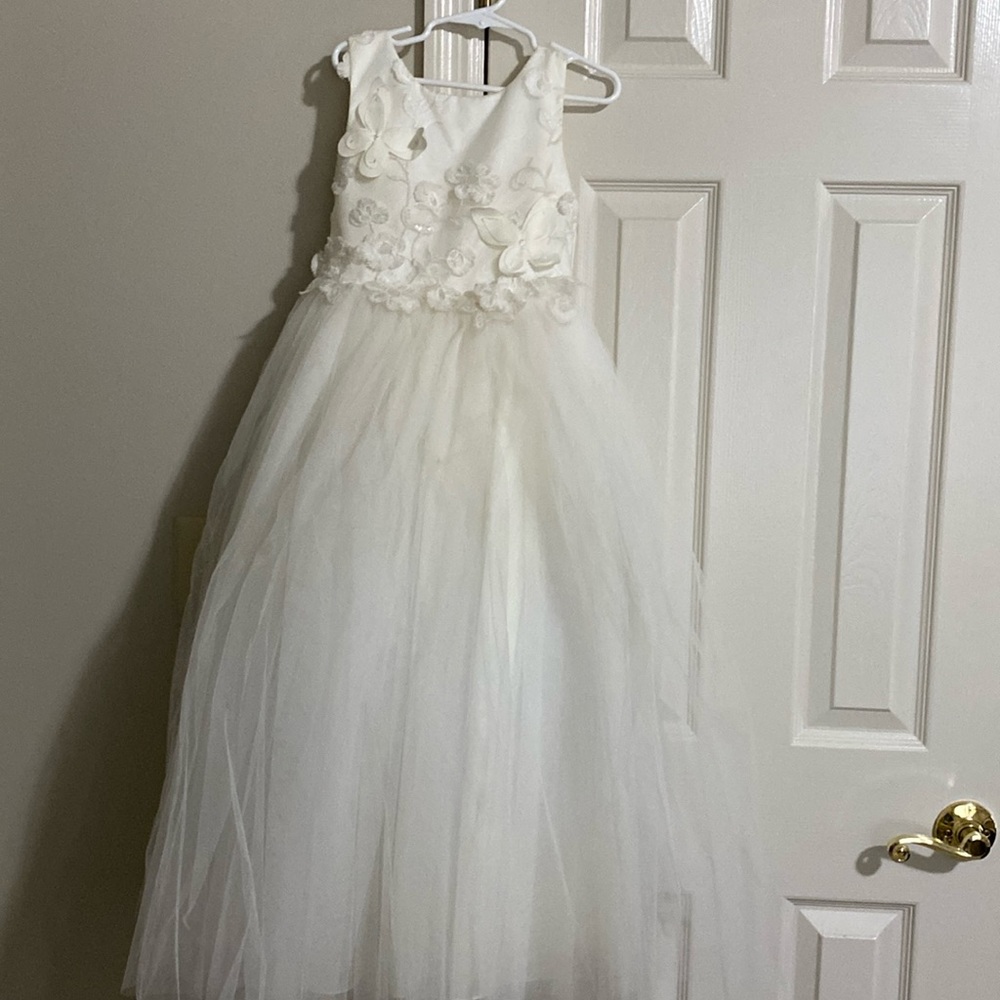 Tulle flower girl dress size 6 appliqué